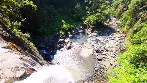 Wunderschöne-Luftaufnahme-Mit-Drohne-Auf-Dem-Wasserfall-Texolo-In-Der-Nähe-Der-Magischen-Stadt-Xico,-Veracruz,-Mexiko