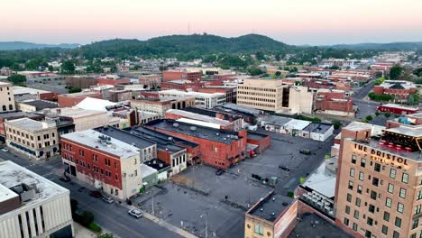 aerial-push-in-to-downtown-Brit