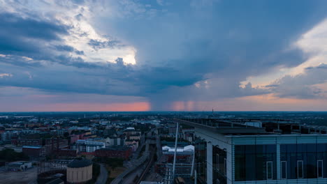 Time-lapse-of-a-Storm-cell,-moving-over-the-Helsinki-cityscape,-vibrant-evening