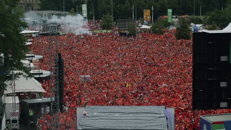 Huge-crowd-of-Dutch-fans-at-the-European-soccer-championship-2024-in-Leipzig,-Germany