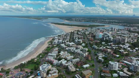 Bribie-Island-Kings-Beach-Sunshine-Coast-aerial-drone-summer-autumn-fall-winter-Australia-Australian-Aussie-stunning-beautiful-sandy-coastline-buildings-cars-Queensland-Caloundra-forward-pan-up-motion