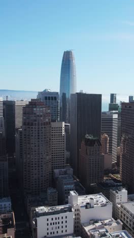 Vertical-Aerial-View,-San-Francisco-Downtown-Cityscape-Skyline,-Skyscrapers-and-Buildings,-Drone-Shot