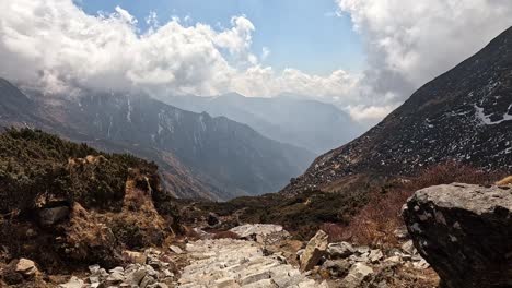 Blick-Nach-Steiler-Treppe