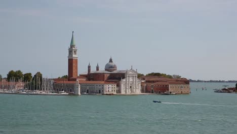 San-Giorgio-Maggiore-church,-waterfront-Renaissance-basilica,-Italy