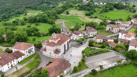 Pueblo-De-Alles-Asturias,-En-El-Norte-De-España