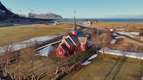 Vista-Aérea-Del-Hermoso-Paisaje-De-Las-Islas-Lofoten-Durante-El-Invierno