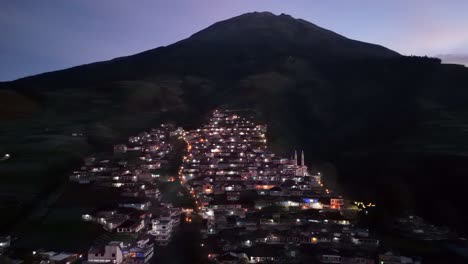 Immense-Nepal-Van-Java-village-panorama-at-morning-dawn-with-slightly-foggy-weather