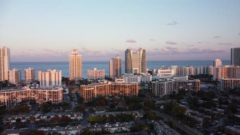 Beautiful-Hollywood-boulevard-drone-shot-in-Florida,-USA