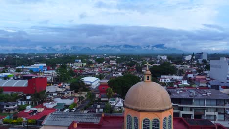 Wunderschöne-Luftaufnahme-Mit-Drohne-Der-Kirche-San-Jose-über-Der-Stadt-Cordoba,-Veracruz,-Mexiko