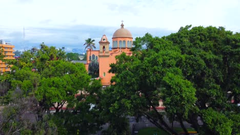 beautiful-aerial-view-with-drone-of-the-San-Jose-church-on-the-city-of-Cordoba,-Veracruz,-Mexico