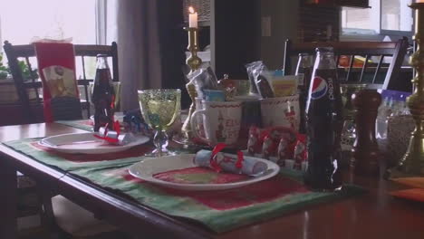 A-festive-dining-room-table-decorated-on-Christmas-morning