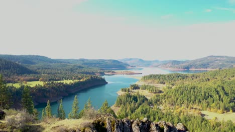 Aerial-view-of-a-unique-geological-feature-overlooking-Lost-Creek-Lake-in-Southern-Oregon