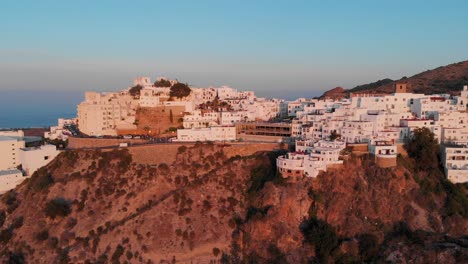 El-Pueblo-Blanco-Mojácar-Durante-La-Puesta-De-Sol.-Toma-Aerea