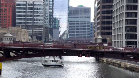 Vistas-Desde-La-Vida-Cotidiana-En-El-Loop,-Chicago