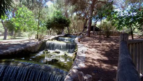 Fuente-De-Agua-En-El-Parque-&#39;Reina-Sofía&#39;-En-Guardamar