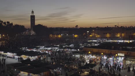 Marruecos-Medina-Marrakech-Sunset-Shot,-Torre-Kutubiyya