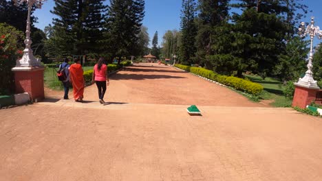 Motion-timelapse-at-lalbagh-Bangalore,-India