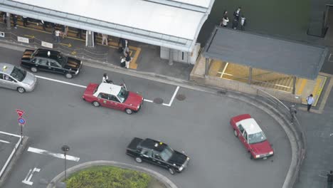 Subway-entrance-and-taxi-stand-outside-Kyoto-train-station