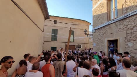 Moros-Y-Cristianos-En-Pollensa-Mallorca