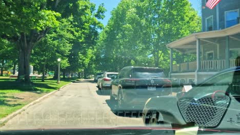 Driving-through-the-chautauqua-institute-in-western-New-York-state-during-summer