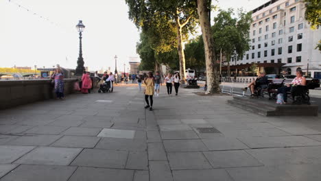 Movie-lapse-near-Westminster-Pier-in-London,-England,-the-UK-on-River-Thames