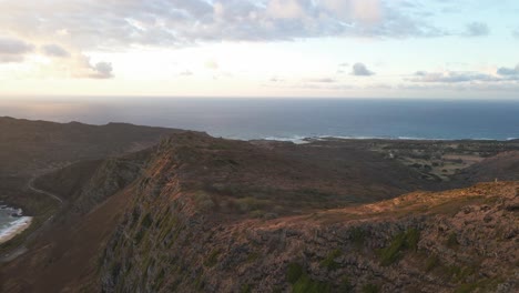 Following-the-Koolau-Mountain-range-heading-towards-Makapuu