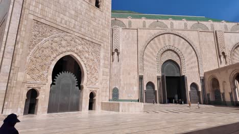 Islamische-Religion-Verehren-Hammam-Der-Hassan-II-Moschee-In-Casablanca,-Marokko