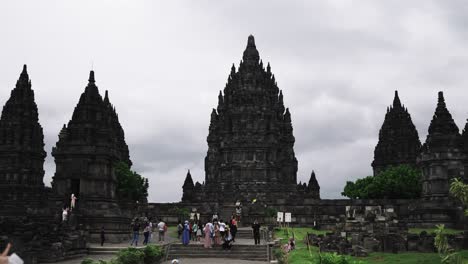 Main-entrance-with-tourists-to-the-famous-Prambanan-Temple-with-its-Candi-Towers-and-main-Shiva-candi-in-Yogyakarta-Java-Indonesia