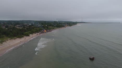 Celebration-of-the-Midsummer-Holidays-in-Pavilosta,-Latvia