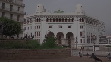 The-great-post-office-of-Algiers-from-the-outside