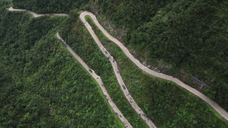 Aerial-view-looking-down-onto-a-dangerous-road-in-the-mountains---Serra-do-Rio-do-Rastro,-Santa-Catarina---Brazil
