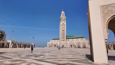 Hassan-II-Mosque,-minaret-tower-islamic-worship-building,-Casablanca-Morocco
