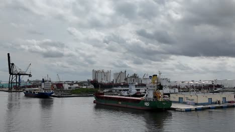 View-of-the-port-of-Fort-Lauderdale,-Florida-from-a-cruise-ship-on-its-way