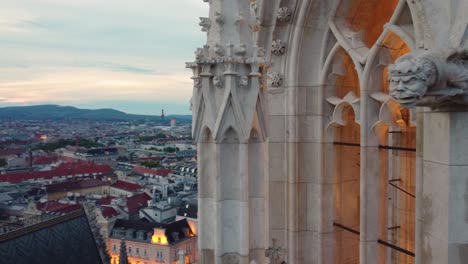 Up-close-aerial-Stephen's-Cathedral-in-Vienna-Austria,-Gothic-architecture