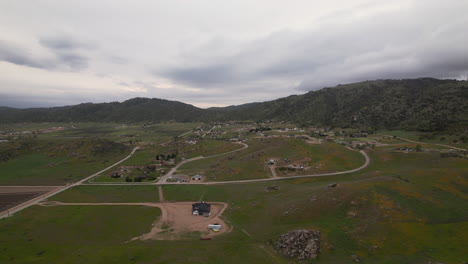 Aerial-drone-footage-of-Tehachapi,-California