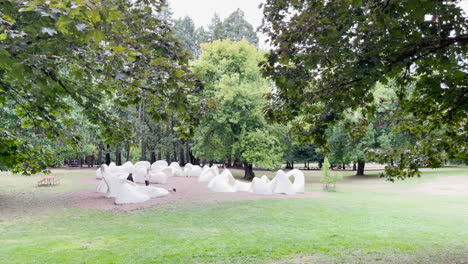 Dinosaurierknochen-Spielplatz-Im-Avery-Park,-Corvallis,-Oregon