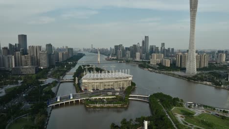 Haixinsha-Insel-Im-Bezirk-Tianhe-Mit-Canton-Tower-Und-Der-Skyline-Von-Guangzhou-Im-Hintergrund