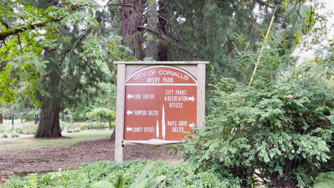 Avery-Park-Corvallis,-Oregon,-is-a-popular-city-park-with-many-trees-and-plants