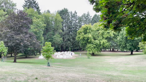 Avery-Park-Corvallis,-Oregon,-is-a-popular-city-park-with-many-trees-and-plants