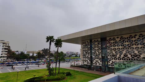 Exterior-De-La-Estación-De-Tren-De-Rabat-En-Marruecos,-Sistema-De-Transporte-Ferroviario-En-África