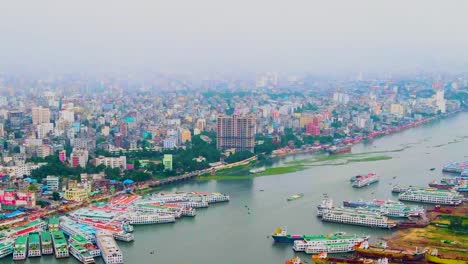 Buriganga-river-ship-terminal-port-in-Dhaka-under-air-pollution