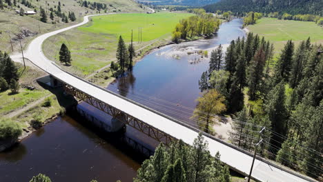 Malerische-Fahrt-Auf-Highway-3-In-West-Kootenays,-BC