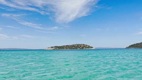 Clean-blue-flag-beaches-of-Halkidiki-Peninsula,-Greece