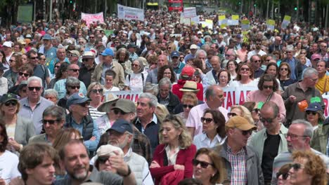 Thousands-of-protesters-march-in-Madrid's-downtown-area-to-defend-public-healthcare