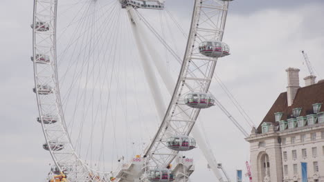 Enge-Teleaufnahme-Der-Weltberühmten-Ikonischen-Riesenradattraktion-London-Eye