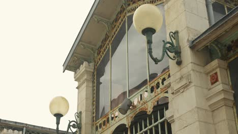 Monumento-Histórico-De-Les-Halles-En-El-Mercado-Central-De-La-Rochelle,-Francia