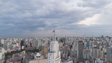 Aerial-View-of-Banespa-Building-in-São-Paulo-showing-São-Paulo-Flag