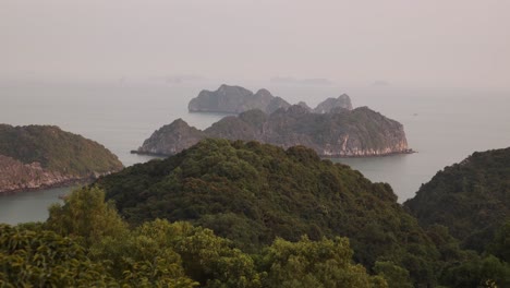 viewpoint-overlooking-jagged-islands-in-the-bay-in-Cat-Ba-and-Halong-Bay-in-Northern-Vietnam