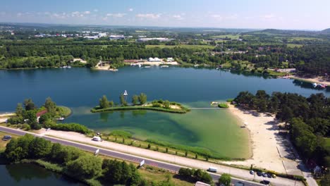 Beautiful-aerial-footage-of-Kryspinów-Reservoir,-capturing-its-appeal-as-a-popular-recreational-destination,-Budzyn,-Poland