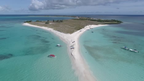 Los-Roques,-Caribbean-sea